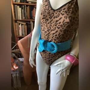 Vintage 90s blue raffia